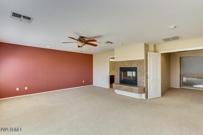 Building Photo - 1705 E Coconino Dr