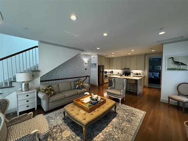 Building Photo - 1019 N Bishop Ave