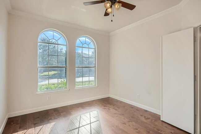 Building Photo - 8008 Serenity Way