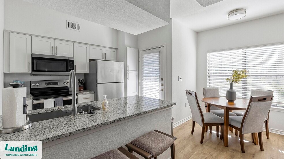 Building Photo - 9510 Westpark Dr