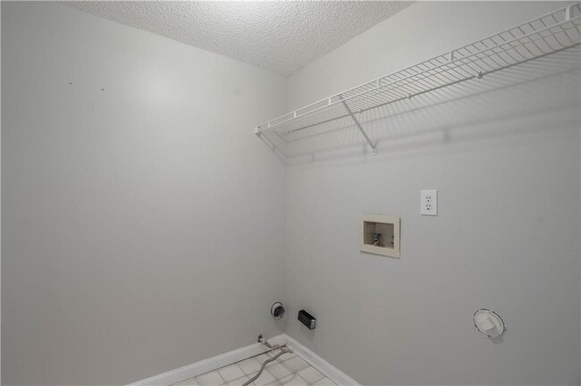 Building Photo - 3158 Parfait Pl