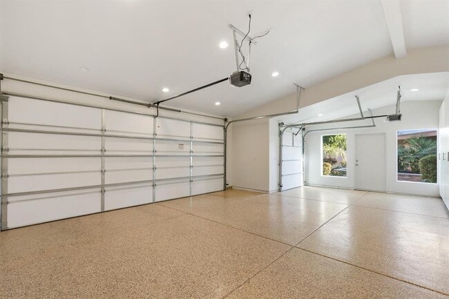 Building Photo - 76829 Iroquois Dr