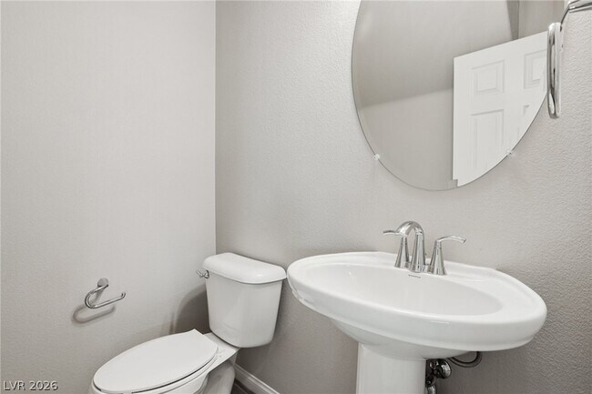Building Photo - 5947 Rockway Glen Ave
