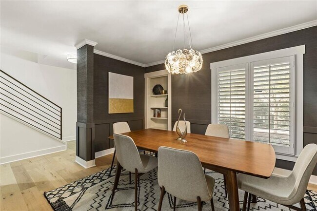 Building Photo - 72 Ivy Pkwy NE