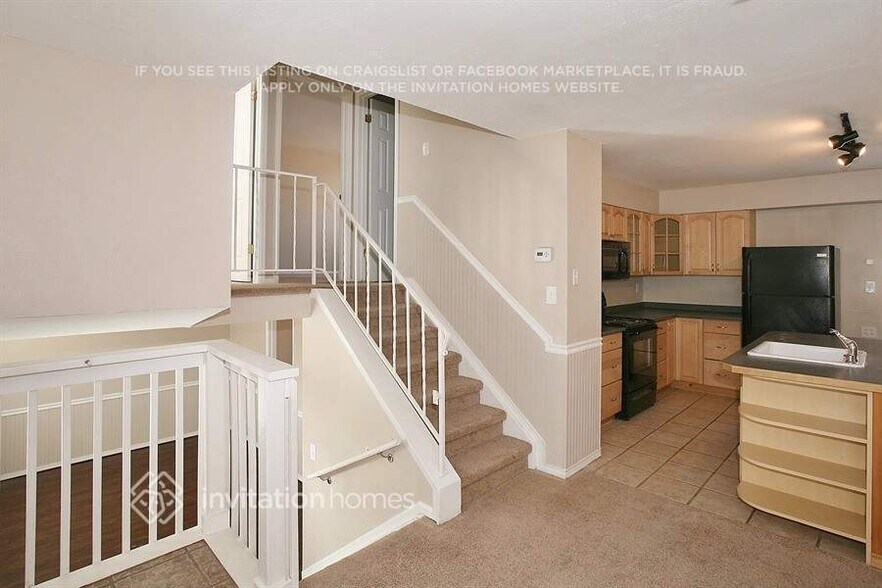 Building Photo - 2410 Payne Cir W
