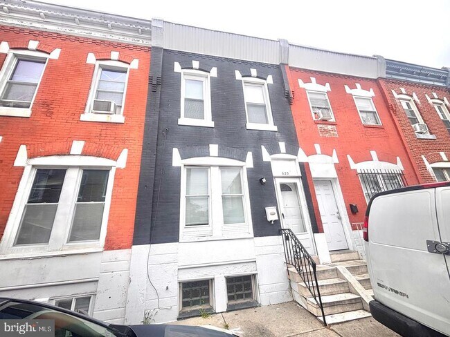 Building Photo - 623 Fitzgerald St