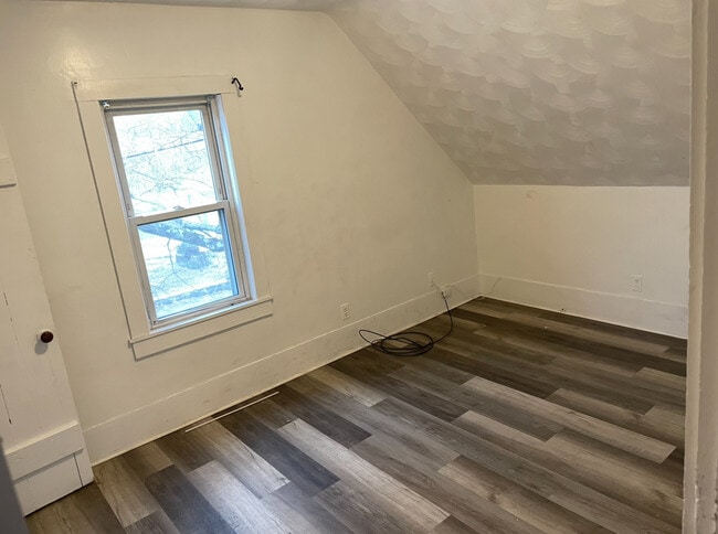 Building Photo - 78 S Fuller St Ext