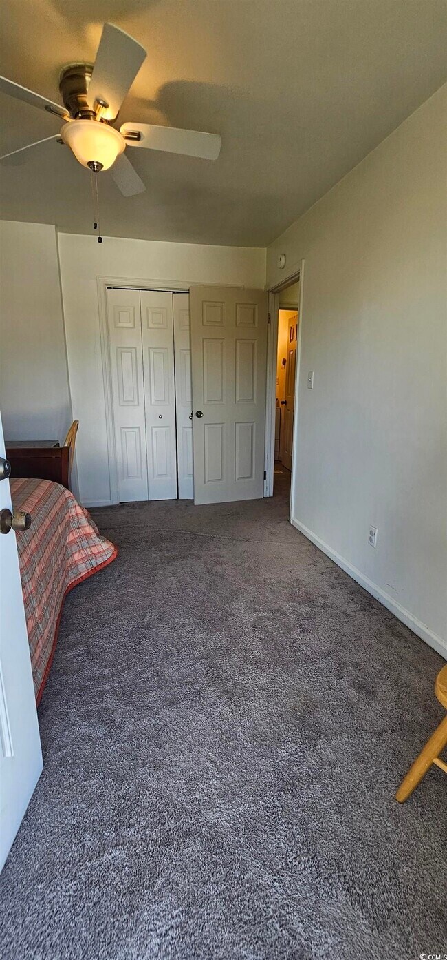 Building Photo - 1711 Fawn Vista Dr N