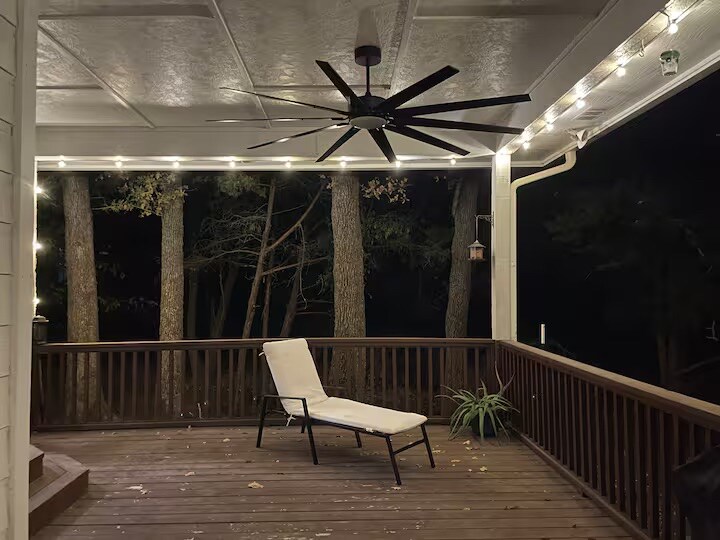 Building Photo - Room in House on Copper Hills Dr