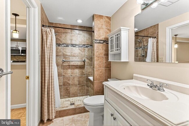 Building Photo - 47497 Saulty Dr