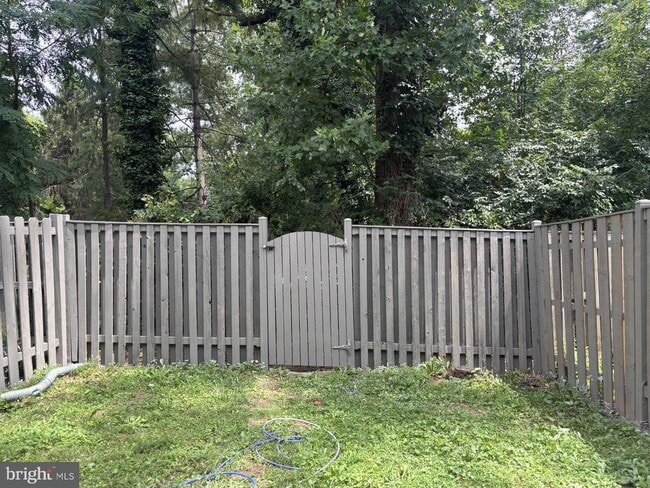 Building Photo - 9881 High Water Ct