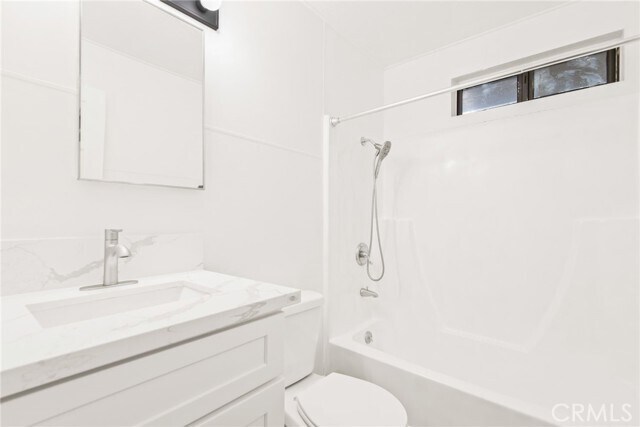 Building Photo - 55305 S Circle Dr