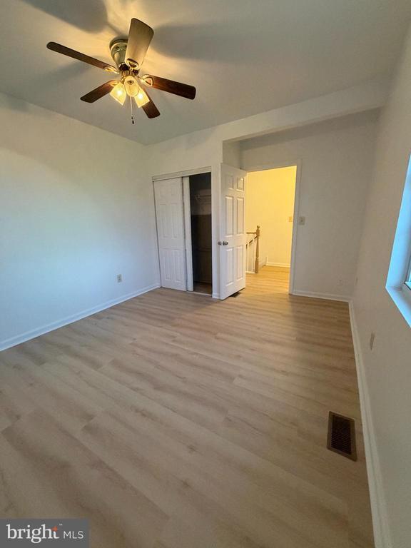 Building Photo - 9 Hartford Rd