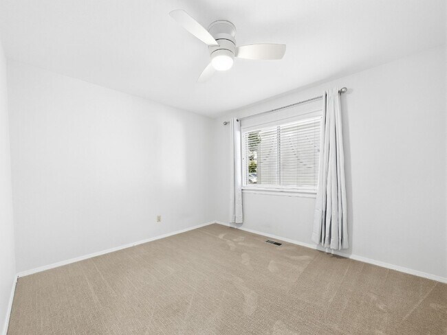 Building Photo - 6213 S Galena Way