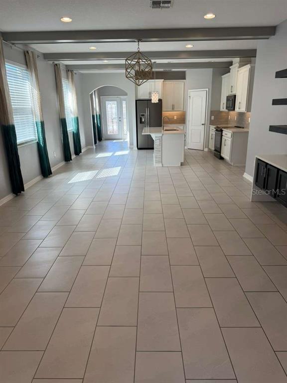 Building Photo - 1301 Clear Brook Pl