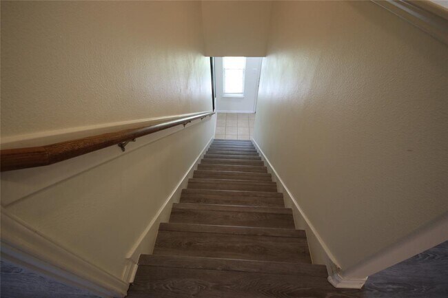 Building Photo - 28994 San Bernard River Loop