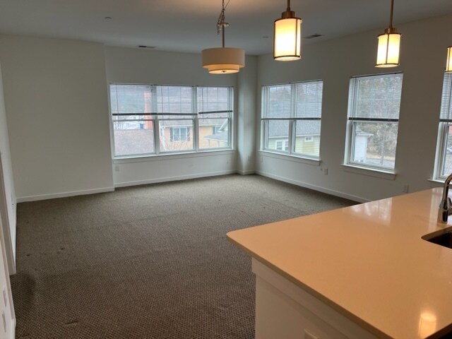 Building Photo - Maple Ridge - Building B