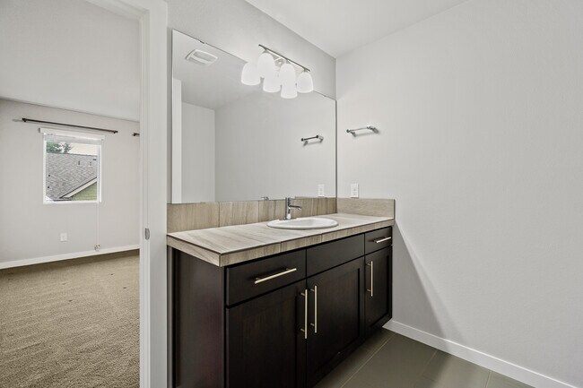 Building Photo - 12909 20th Dr W
