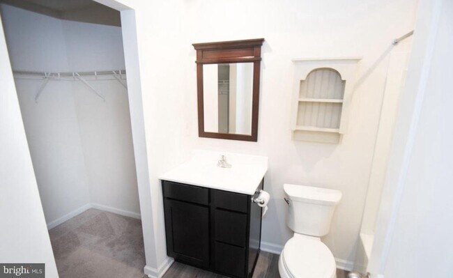 Building Photo - 110 Nelson Ln