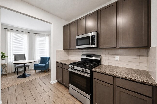Building Photo - 16361 Olive Sparrow Dr