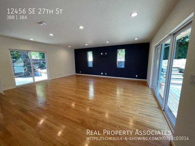 Building Photo - 12456 SE 27th St