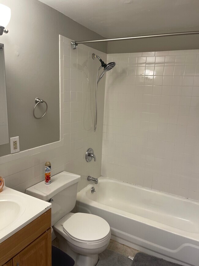 Building Photo - 121 New York Ave NW