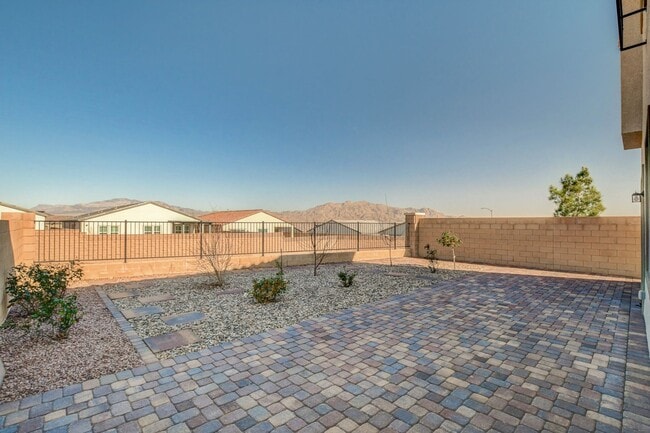 Building Photo - 10276 Thurso Ave