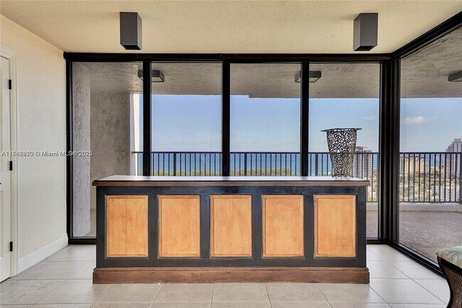 Building Photo - 936 Intracoastal Dr