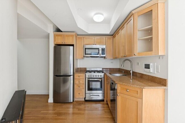 Building Photo - 2 bedroom in NEW YORK NY 10021