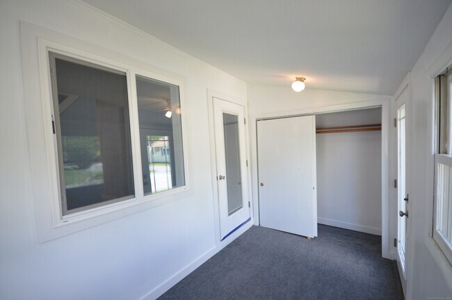 Building Photo - 40 Portland Ave