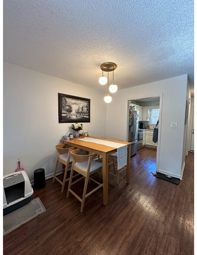 Building Photo - 2 bedroom condo across from UGA's Health and Science campus pre lease