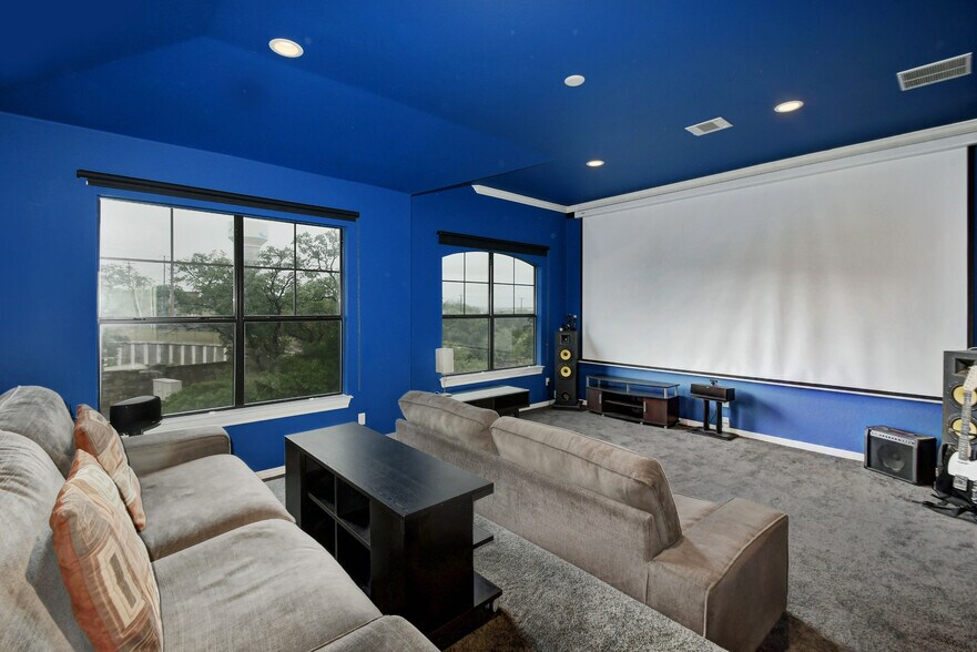 Building Photo - 4000 Ranch Road 620 N Unit 4