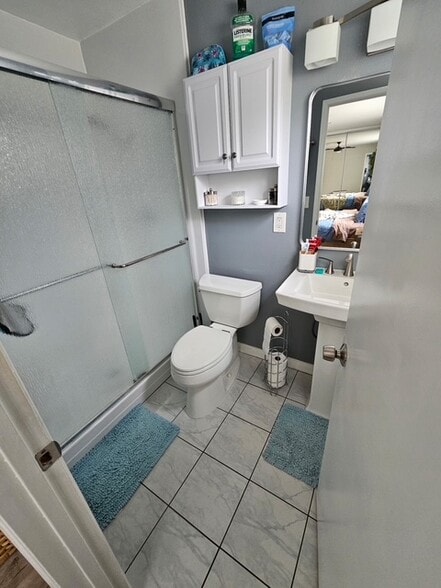 Master Bathroom - 3844 Groton St