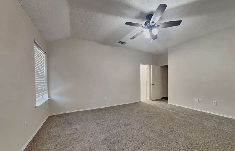 Building Photo - 344 McMurtry Dr