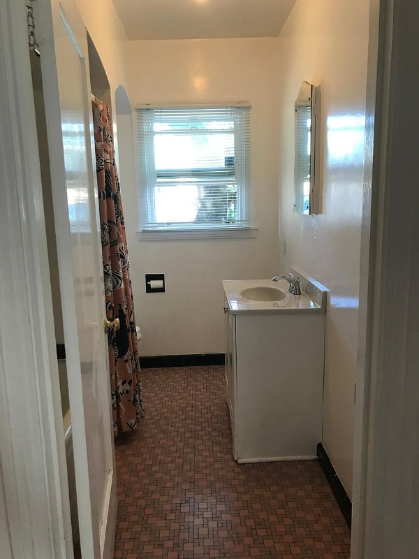 Building Photo - 849 5th St