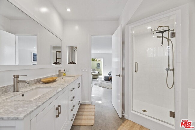 Building Photo - 2607 2nd St