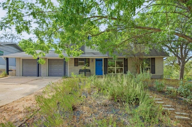 Building Photo - 6901 Bryn Mawr Dr