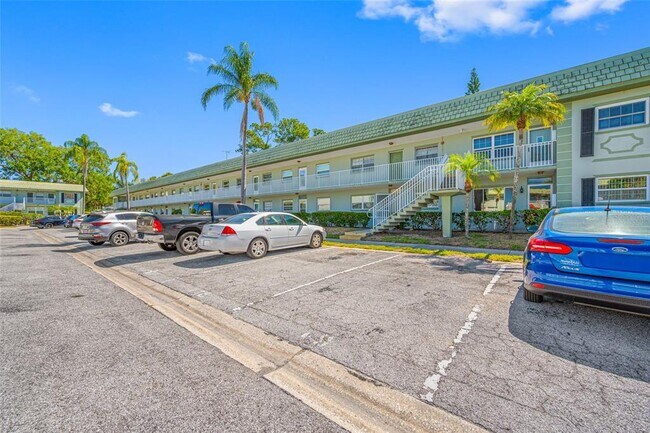 Building Photo - 1433 S Belcher Rd