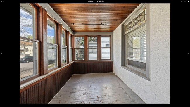 Building Photo - Beautiful 2-Bed 2-Bath Unit in St. Paul - Available Now!