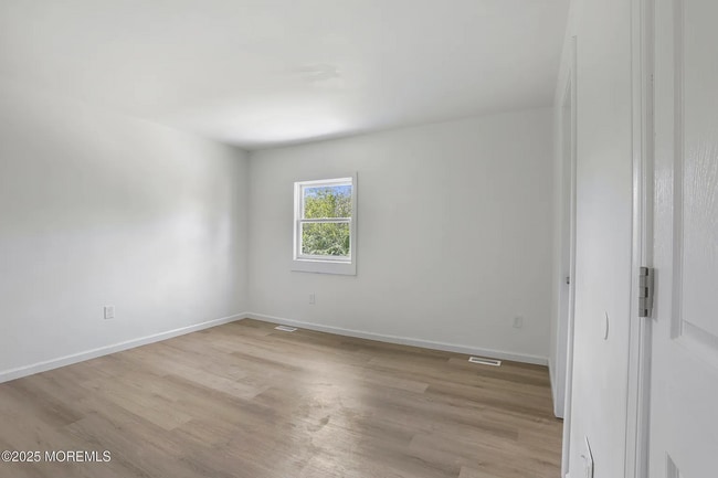 Building Photo - 37 Nautilus Dr