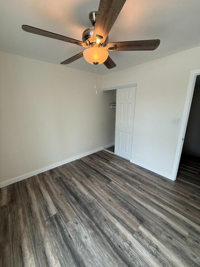 Building Photo - 2 bedroom in PHOENIX AZ 85051