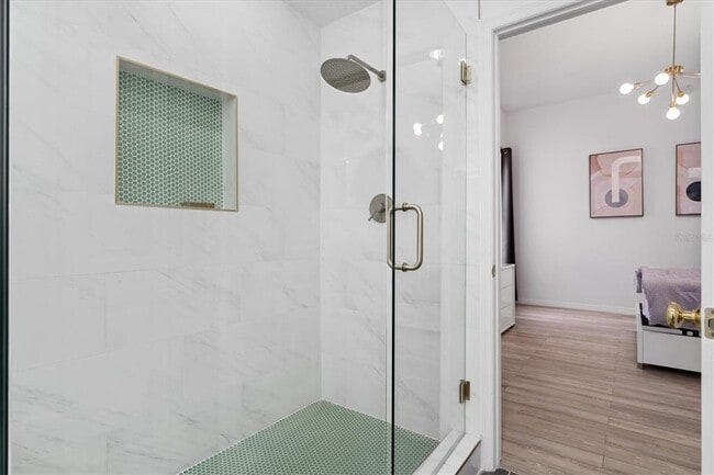 Building Photo - 642 Wells Ct