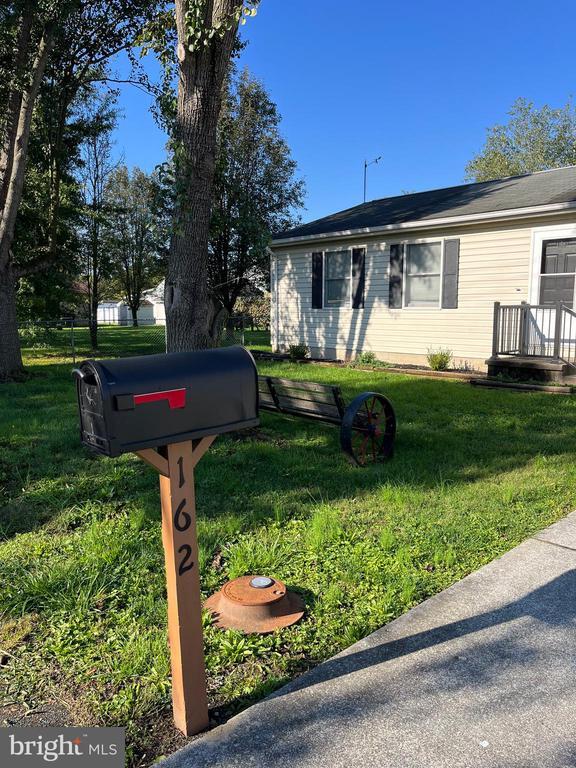 Building Photo - 162 S Marshall St