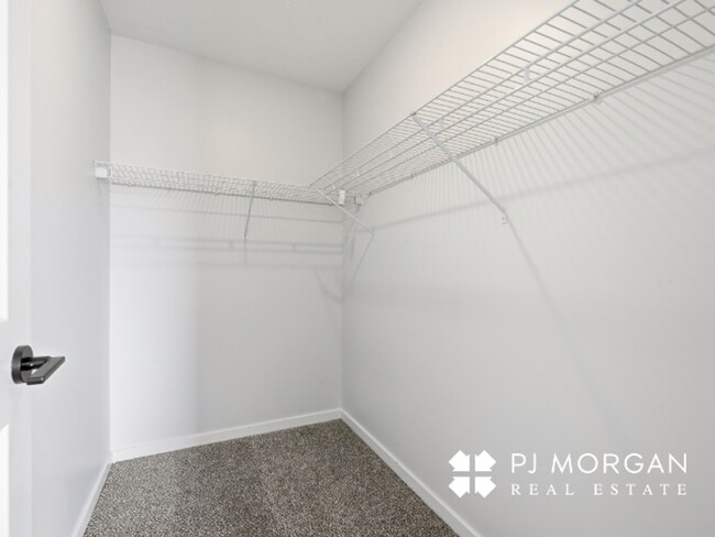 Building Photo - 5404 S 207th Ct