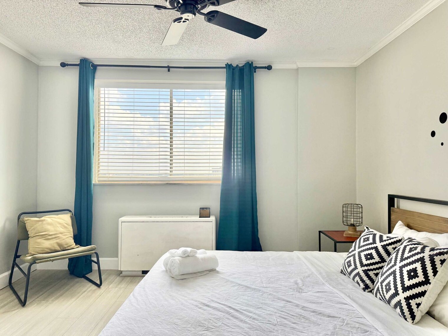 Building Photo - 215 Piedmont Ave NE