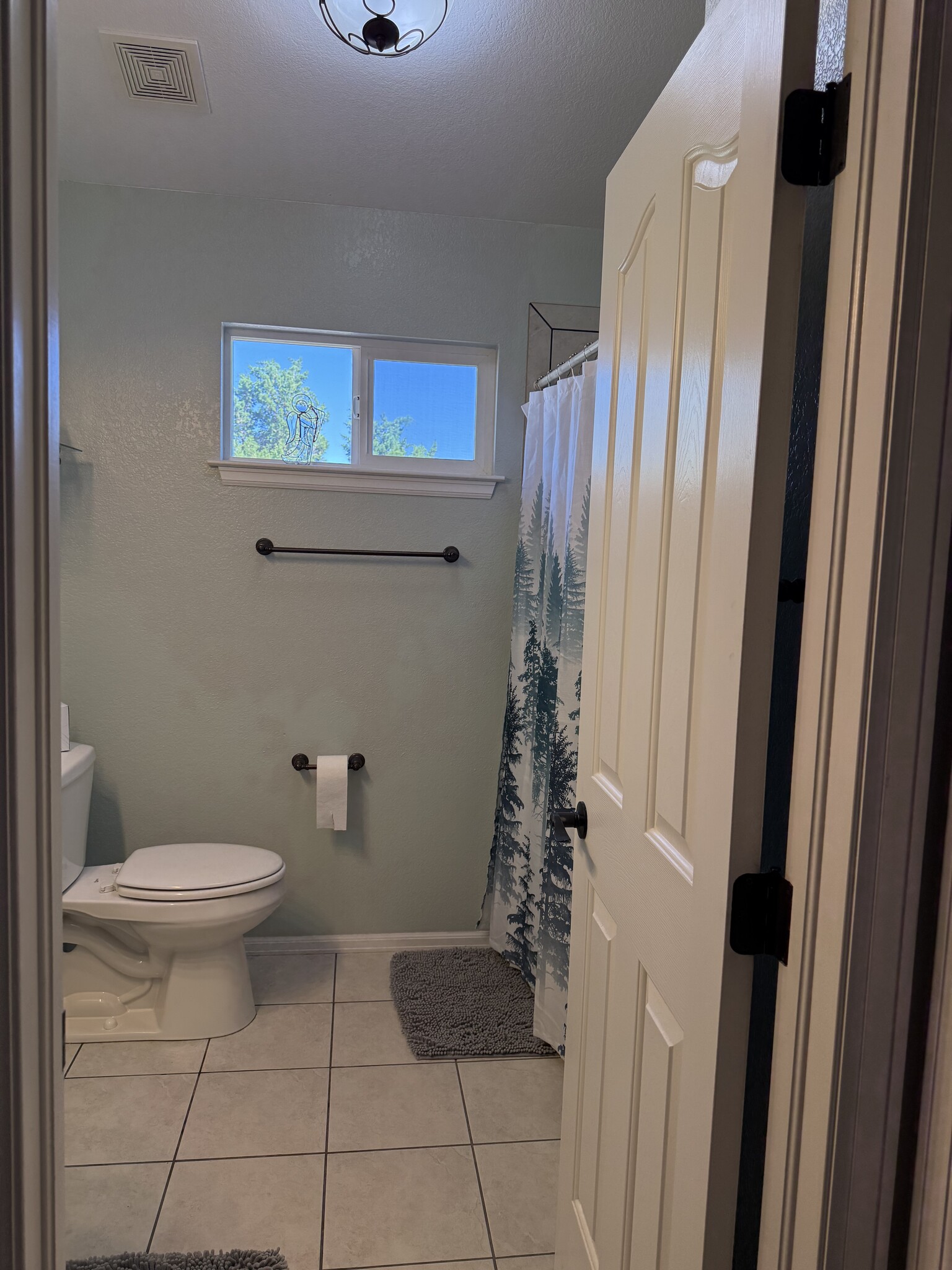 Building Photo - 48 Oak Leaf Ct