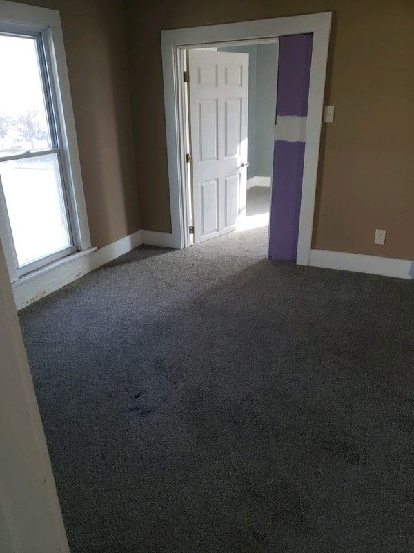 Building Photo - 112 30th Ave N