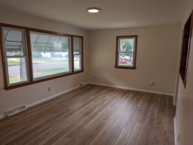 Building Photo - 4009 Fargo St