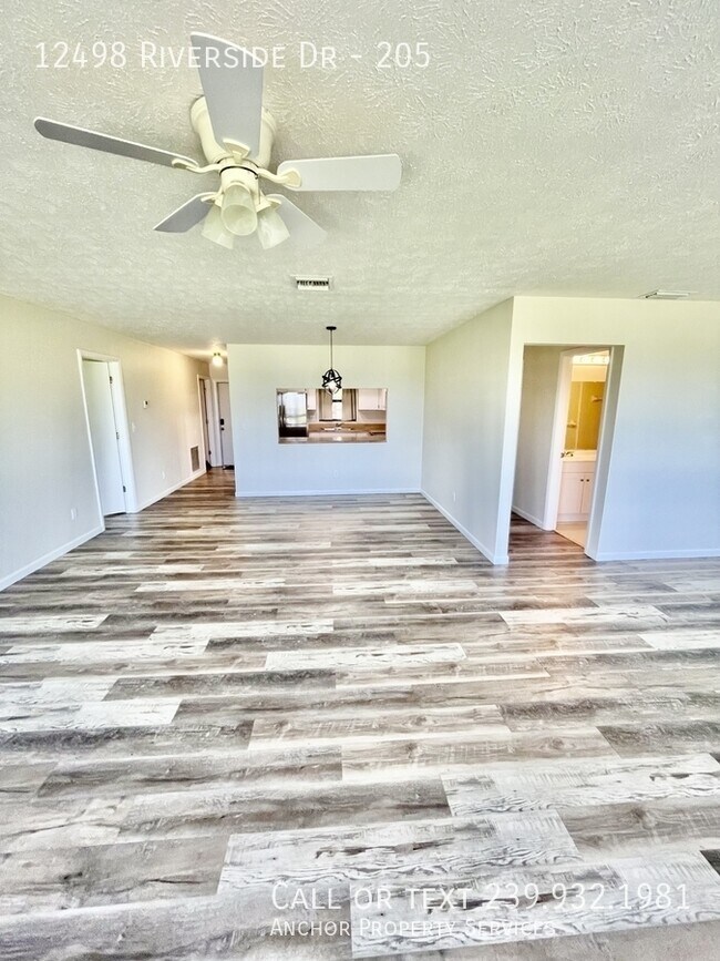 Building Photo - 12498 Riverside Dr