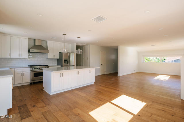 Building Photo - 5447 Rock Castle Dr